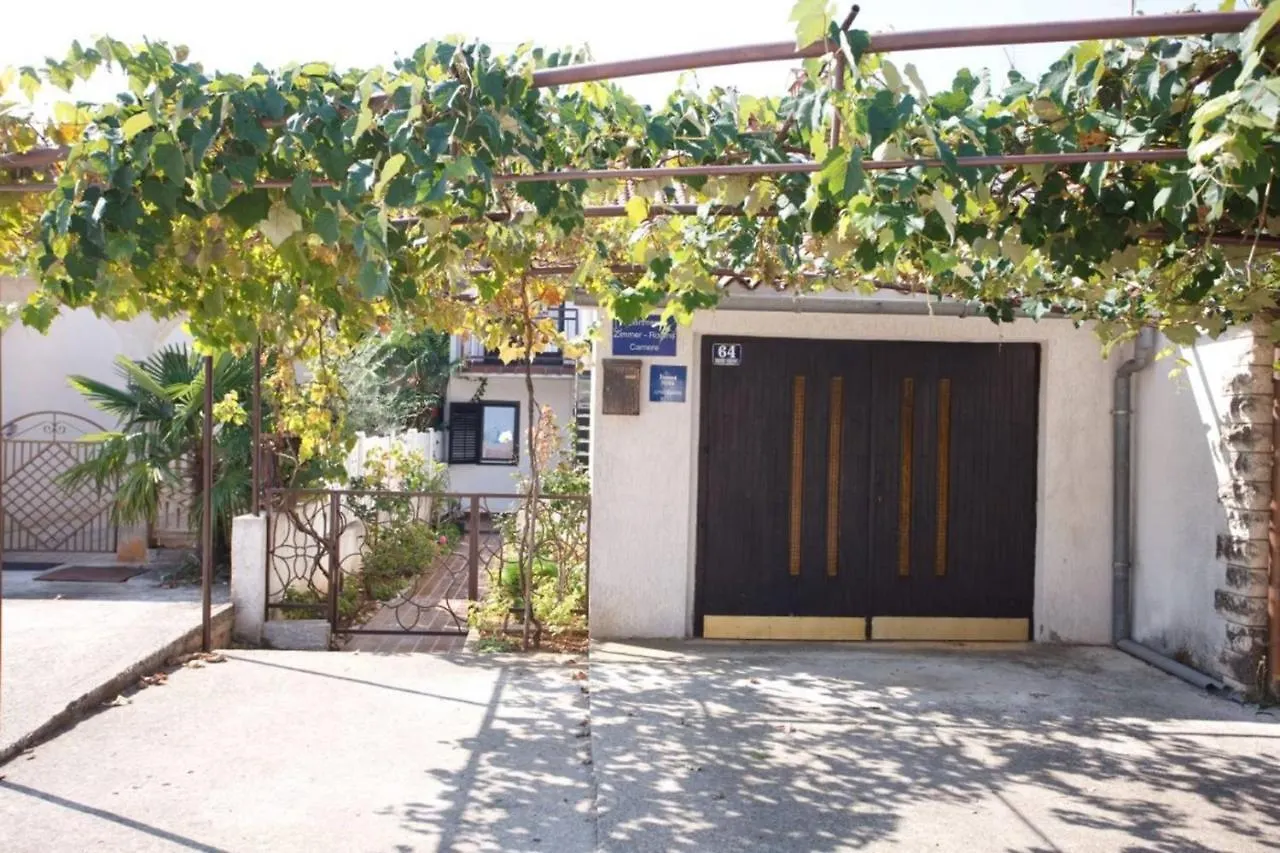 Guest house Apartments Porec Beach Area Simo